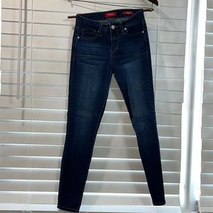 Guess mid rise skinny jeans